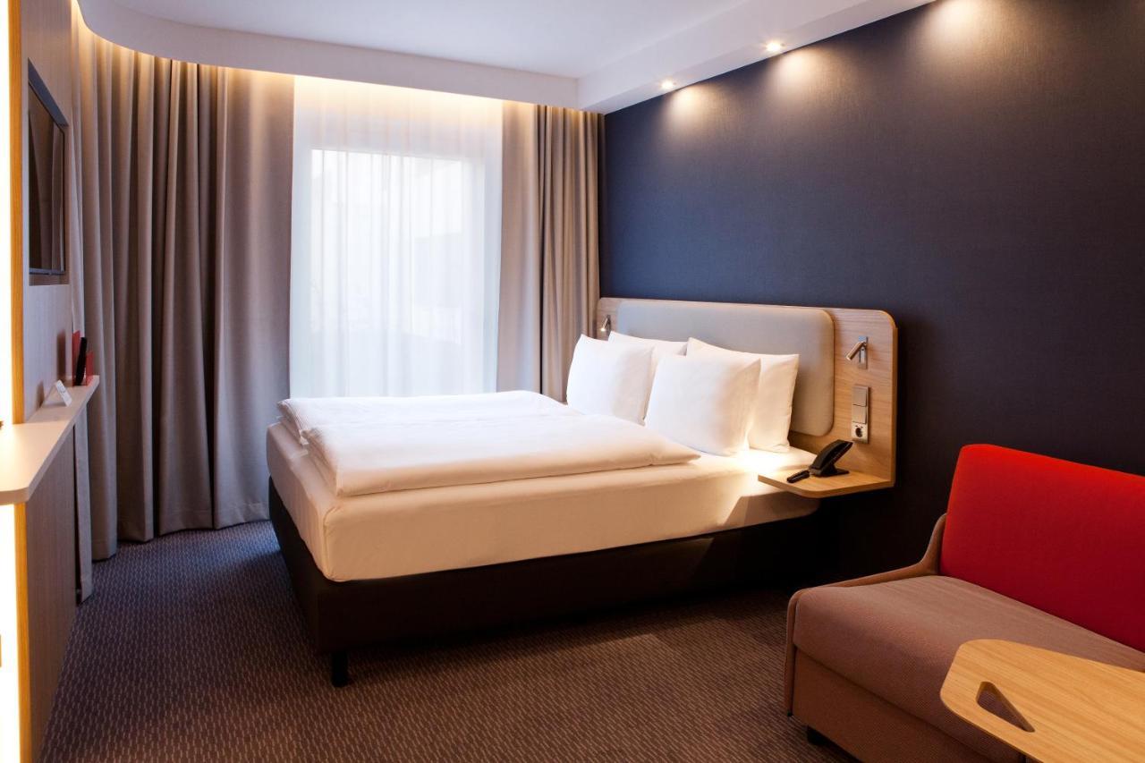 Holiday Inn Express Bochum By Ihg Zewnętrze zdjęcie